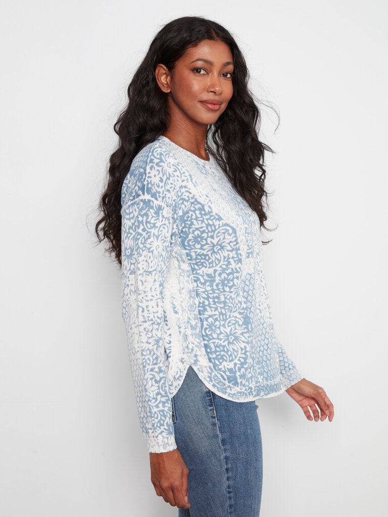 CHARLIE B White and Blue Long Sleeve Cotton Sweater Top