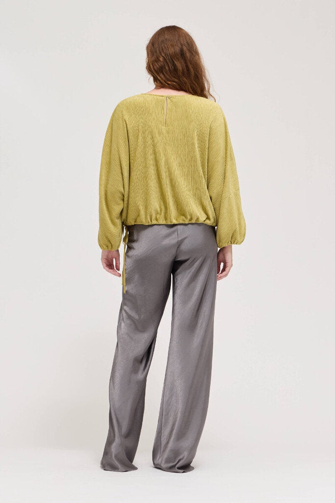 GRADE & GATHER Olive Long Sleeve Bubble Hem Top