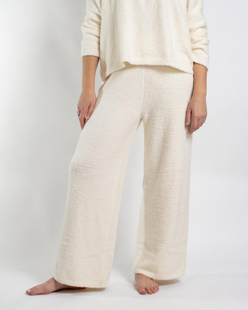 ROYAL STANDARD Soft Cream Long Sleeve Top and Pant Loungewear Set