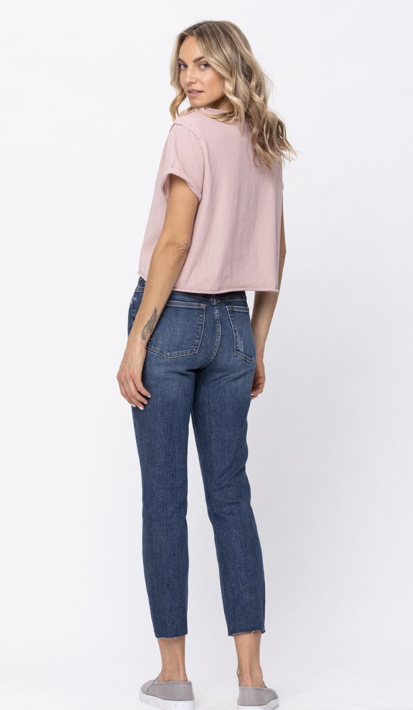 JUDY BLUE Mid-Rise Cut Off Hem Relaxed Fit Jean