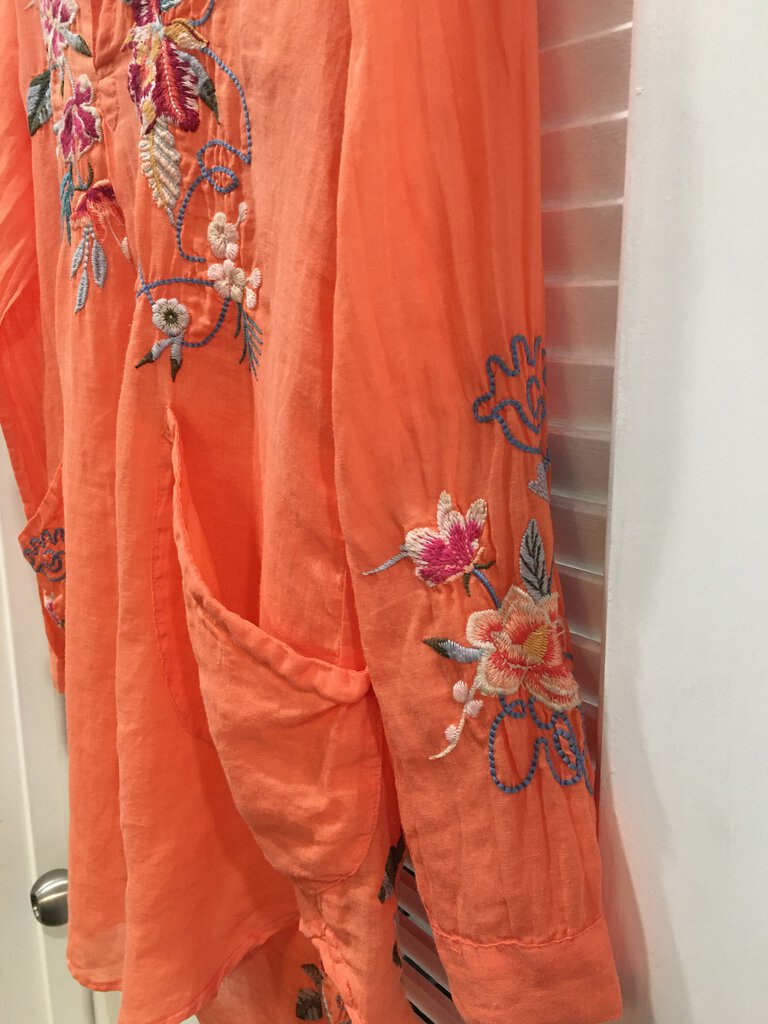 JOHNNY WAS WORKSHOP Tangerine Orange Long Sleeve Embroidered Henley Top