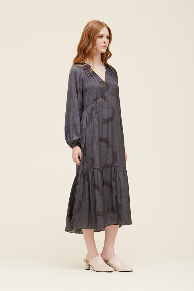 Grade & Gather Slate V-neck Abstract Print Long Sleeve Side Pocket Dress
