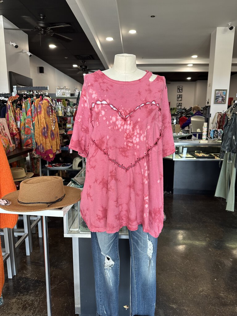 JADED GYPSY Made IN THE USA ANITQUE PINK SHORT SLEEVE OUT OF TOUCH SCARLET HEART TOP