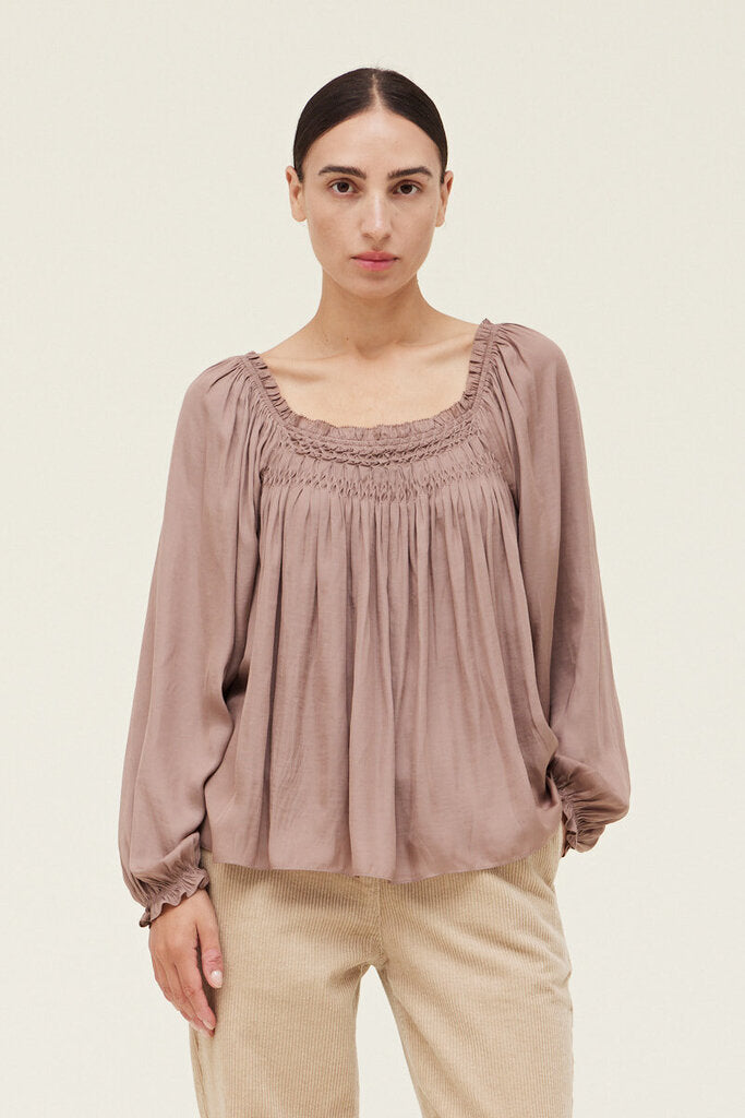 GRADE & GATHER DUSTY ORCHID HAND SMOCKING LONG SLEEVE BLOUSE